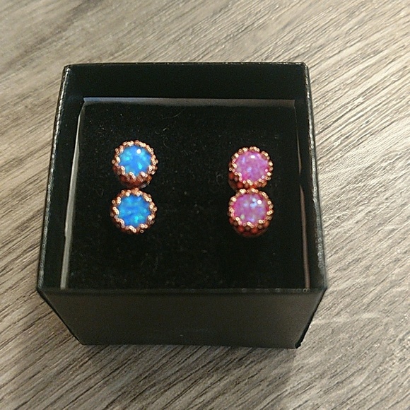 Rose Gold Opal Stud Earrings - Picture 5 of 6